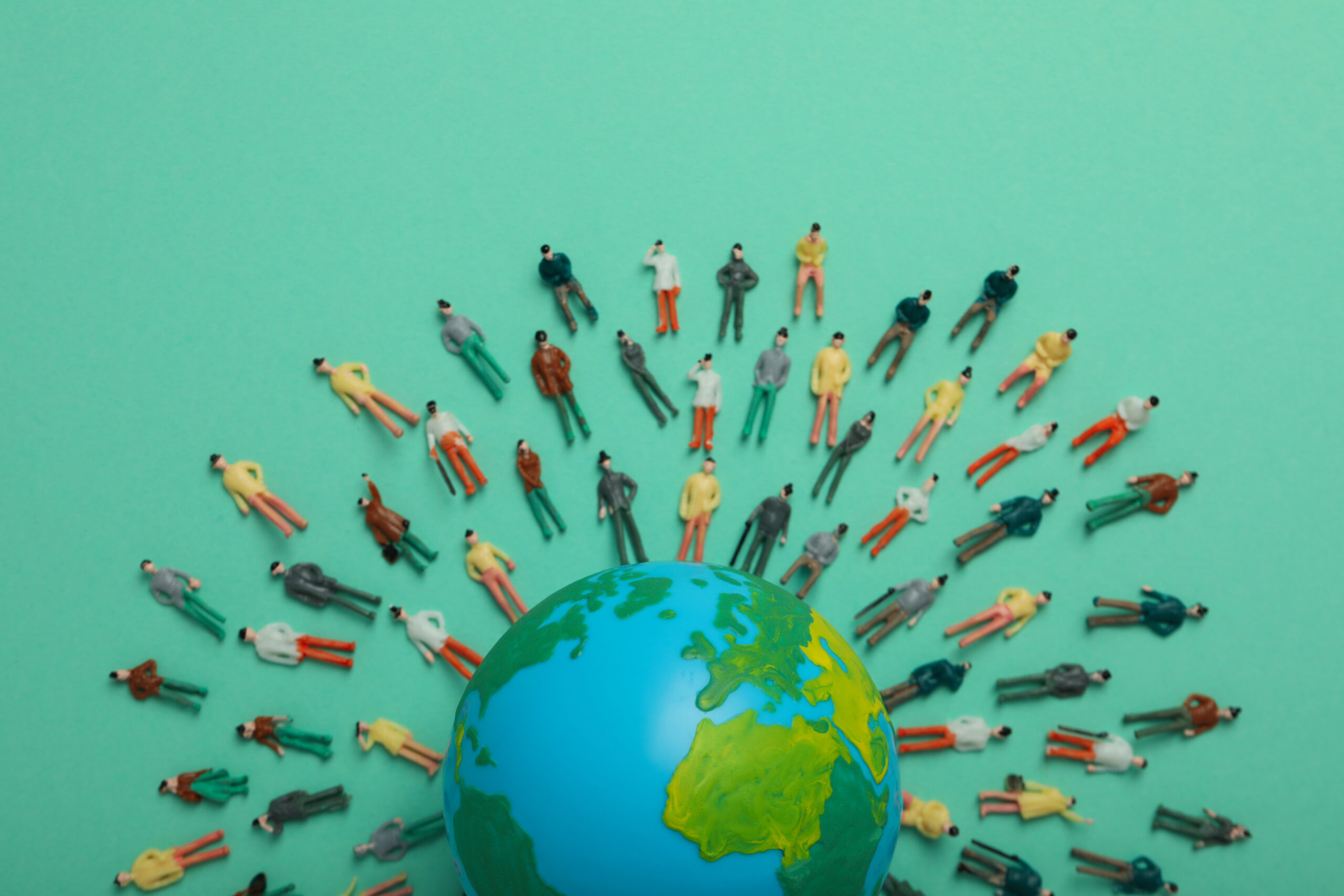 Digital Diplomacy: Social Media and PR Strategies That Extend Forum Influence Globally